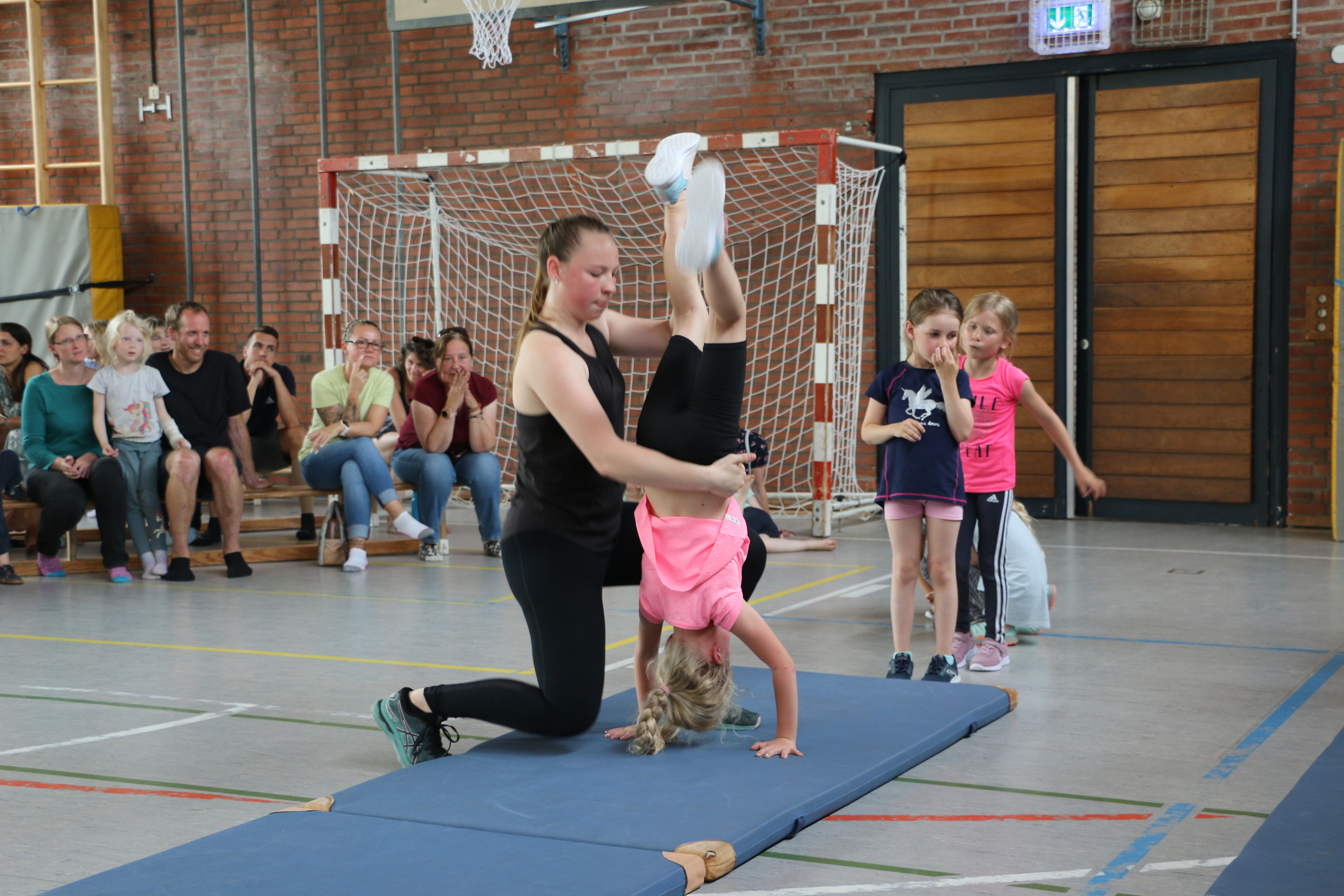 Handstand Bild